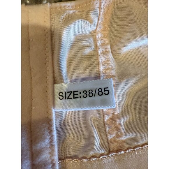 Womens Push-Up Bra 38 Light Pink Nylon Stretch Padded Adjustable Spaghetti Strap - Picture 3 of 6